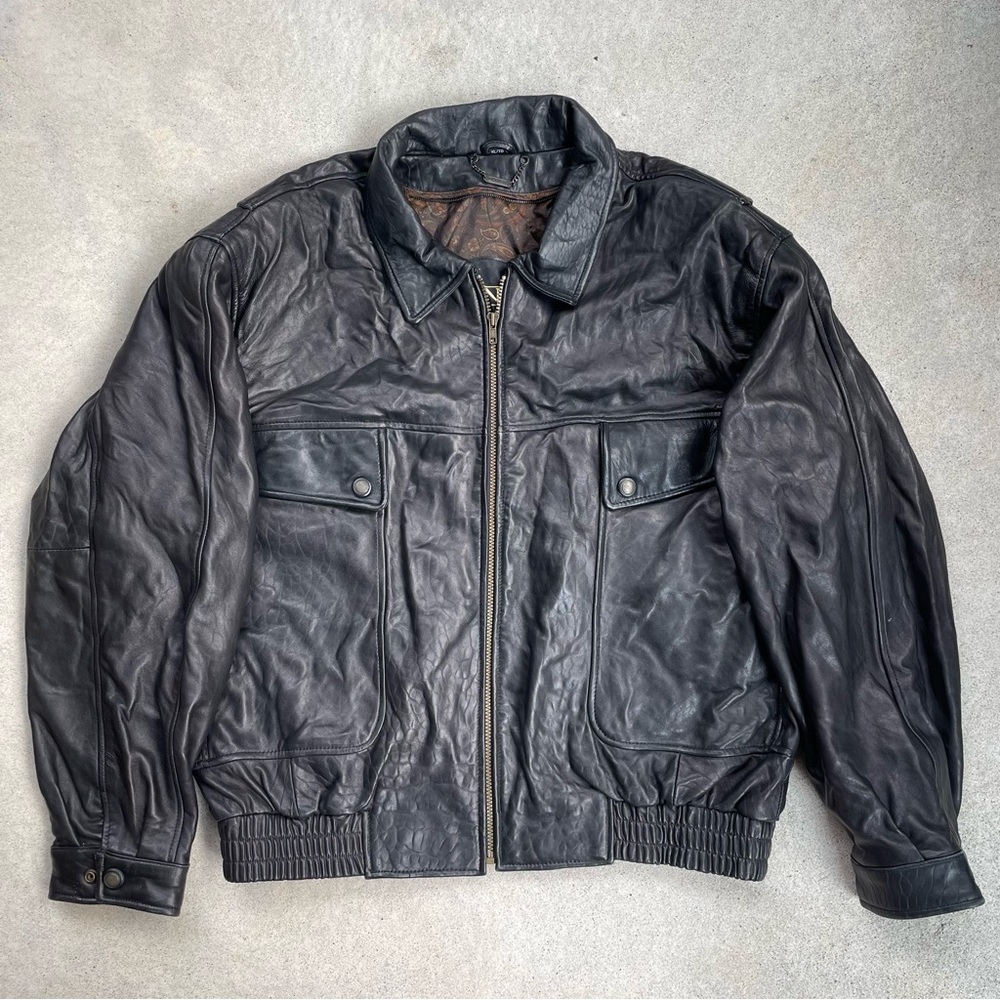 Danier Vintage Leather Jacket - size XL